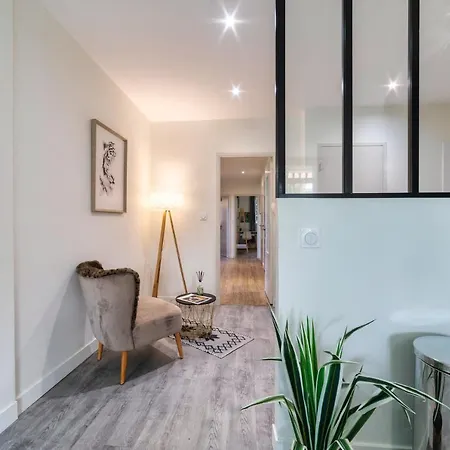 Coconut Palm Luxury Toulouse