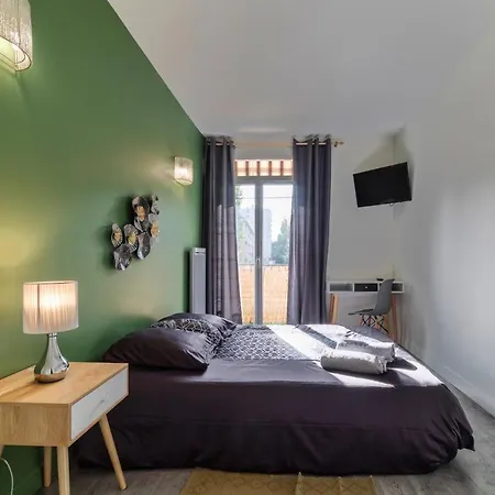 Coconut Palm Luxury Apartment